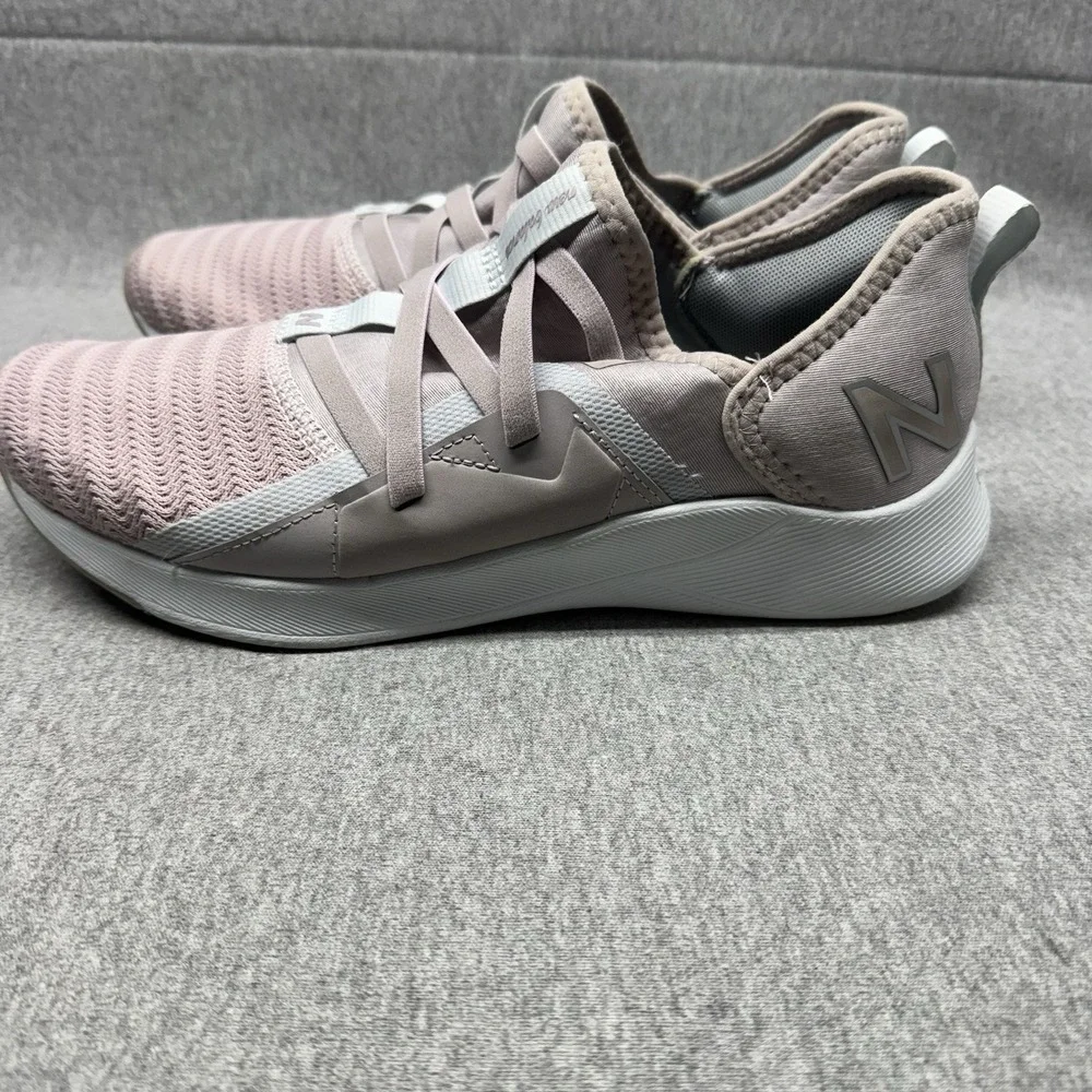 New Balance Beaya Shoes Womens 10 Pink WSBEYLG Athletic Sneakers Walking Gym